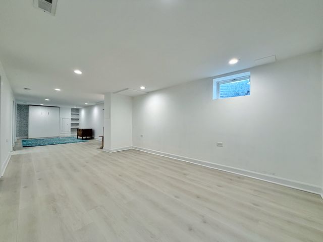 311 S Main Street, Mount Prospect, IL 60056