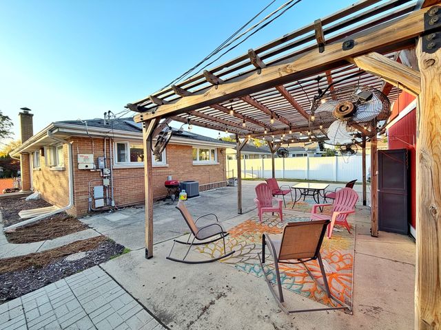 311 S Main Street, Mount Prospect, IL 60056