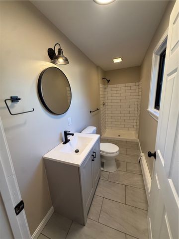 82 Middle Street, East Providence, RI 02915