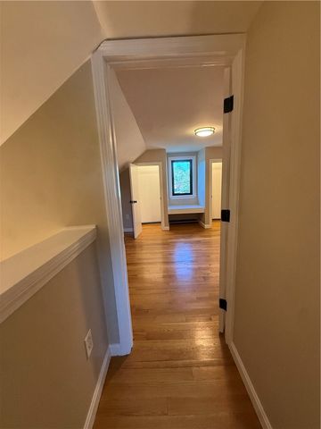 82 Middle Street, East Providence, RI 02915