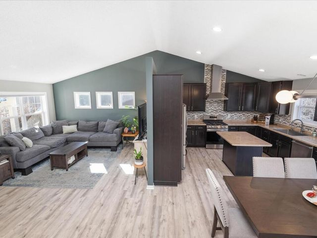 12634 Inglewood Avenue S, Savage, MN 55378