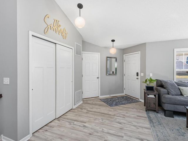 12634 Inglewood Avenue S, Savage, MN 55378