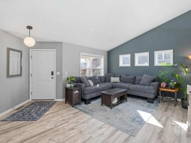 12634 Inglewood Avenue S, Savage, MN 55378