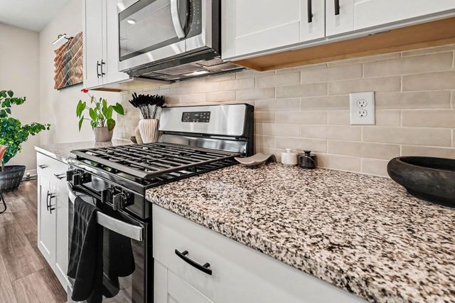 127 MAINSAIL Way, Spartanburg, SC 29306
