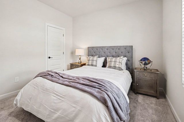 127 MAINSAIL Way, Spartanburg, SC 29306