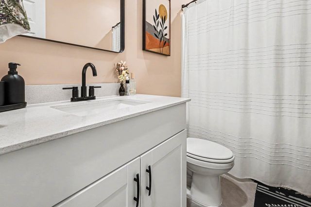127 MAINSAIL Way, Spartanburg, SC 29306