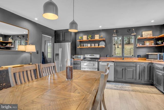 97-A UNION CHURCH RD, Halifax, PA 17032