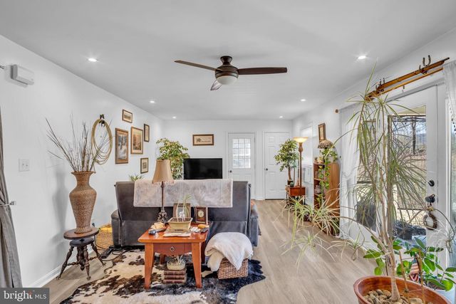 97-A UNION CHURCH RD, Halifax, PA 17032