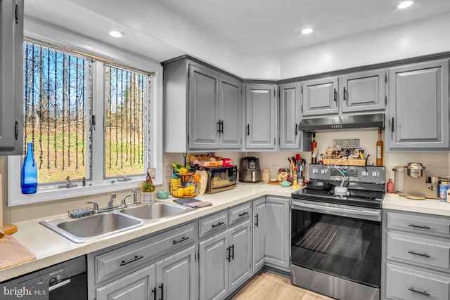 97-A UNION CHURCH RD, Halifax, PA 17032