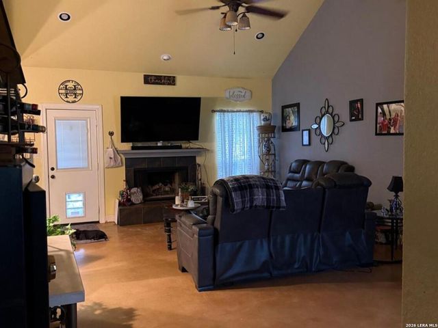 17685 Senior Rd Lot 8, Von Ormy, TX 78073