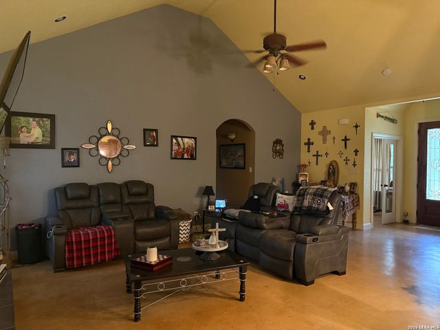 17685 Senior Rd Lot 8, Von Ormy, TX 78073