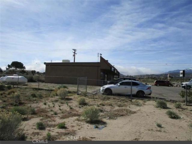 9757 Lebec, Phelan, CA 92371