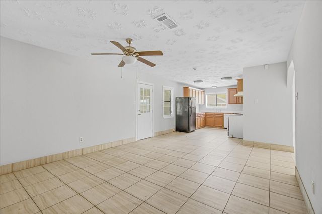 501 Ladd Street, Dayton, TX 77535