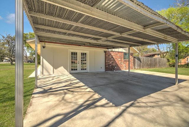 501 Ladd Street, Dayton, TX 77535