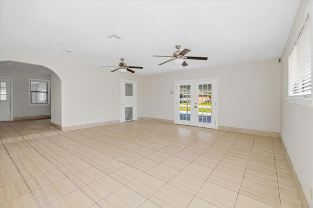 501 Ladd Street, Dayton, TX 77535