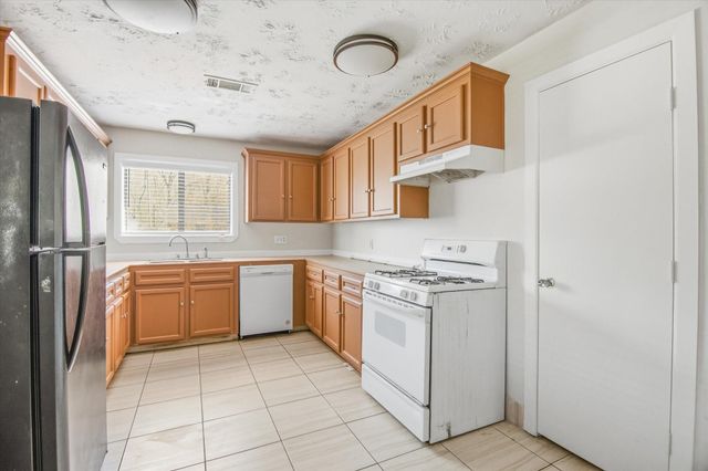 501 Ladd Street, Dayton, TX 77535