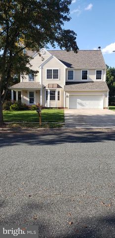 8800 ROUNDHOUSE CIR, Easton, MD 21601