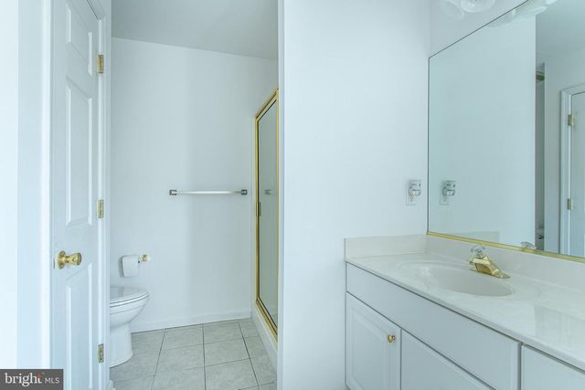 8800 ROUNDHOUSE CIR, Easton, MD 21601