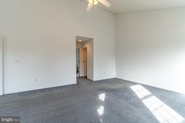 8800 ROUNDHOUSE CIR, Easton, MD 21601