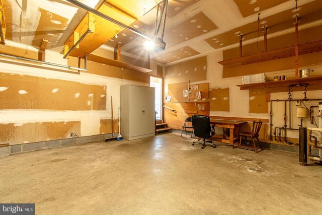 8800 ROUNDHOUSE CIR, Easton, MD 21601