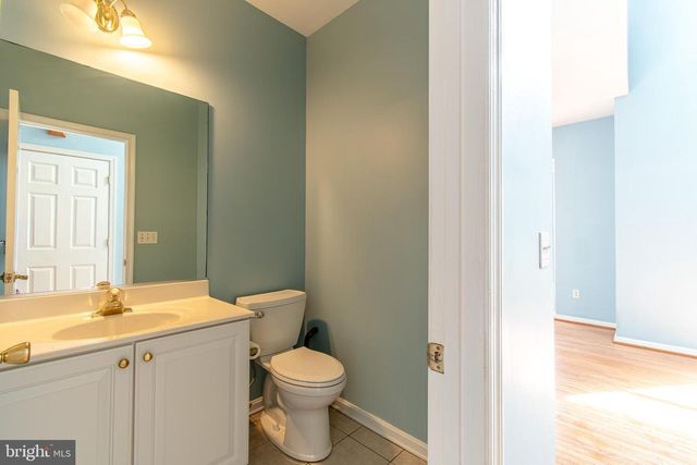 8800 ROUNDHOUSE CIR, Easton, MD 21601