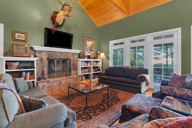 80 Unaka Dr, Monteagle, TN 37356