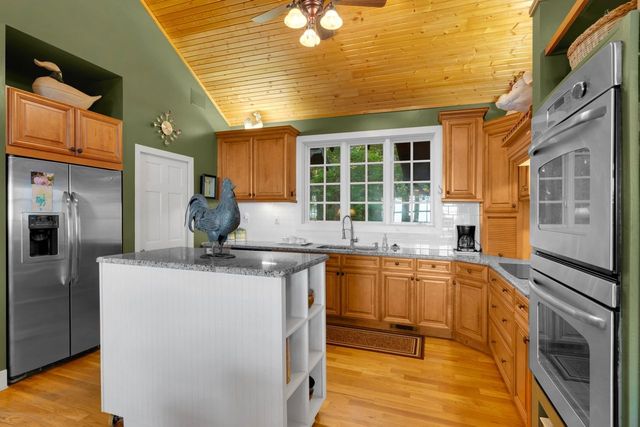 80 Unaka Dr, Monteagle, TN 37356