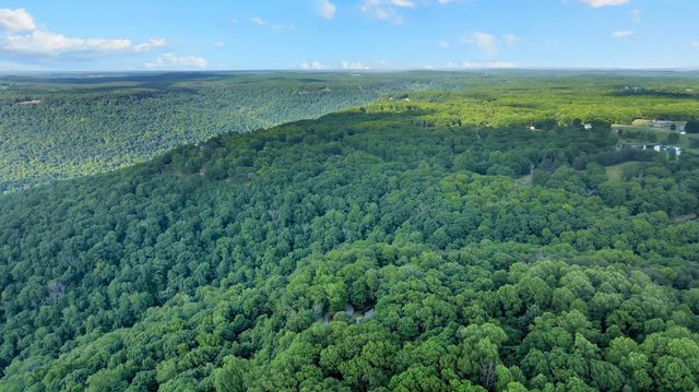 80 Unaka Dr, Monteagle, TN 37356