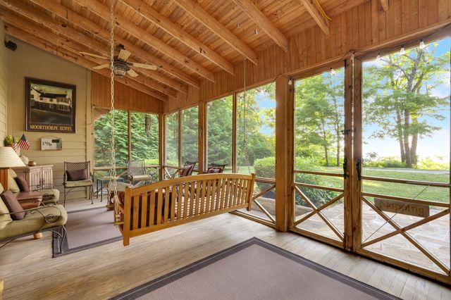 80 Unaka Dr, Monteagle, TN 37356