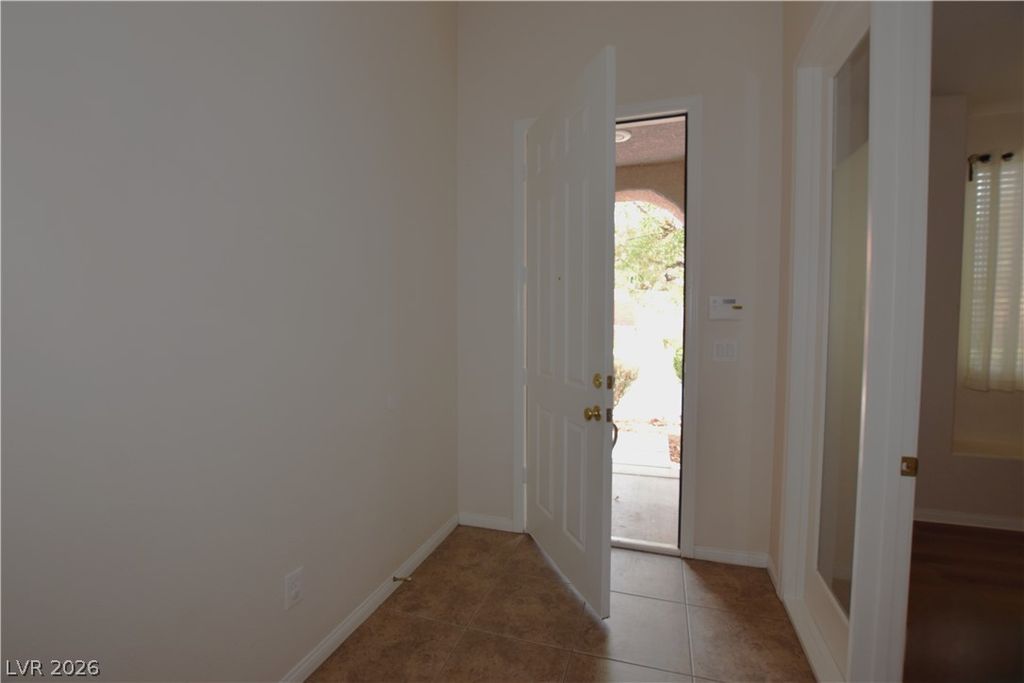 9191 Ridge Wolves Court, Las Vegas, NV 89178 — photo 5