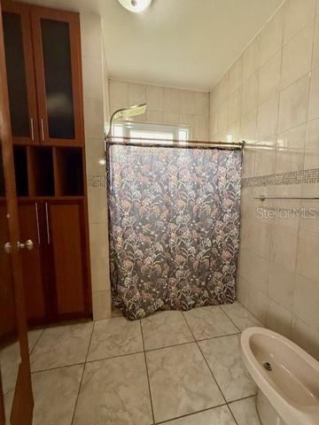 1 URB LAS QUINTAS D 5, Bayamon, PR 00956