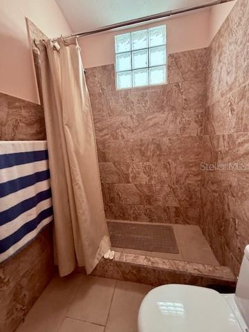 1 URB LAS QUINTAS D 5, Bayamon, PR 00956