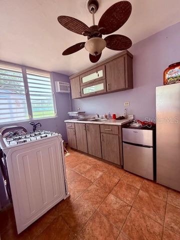 1 URB LAS QUINTAS D 5, Bayamon, PR 00956