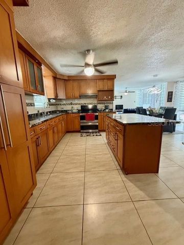 1 URB LAS QUINTAS D 5, Bayamon, PR 00956