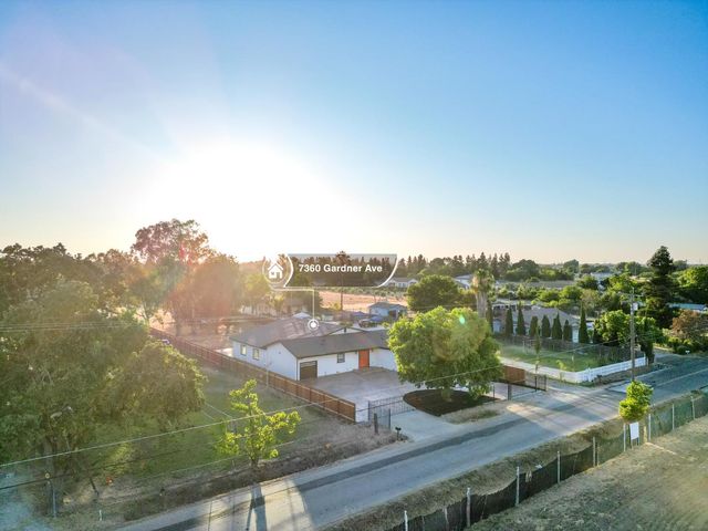 7360 Gardner Ave, Sacramento, CA 95828