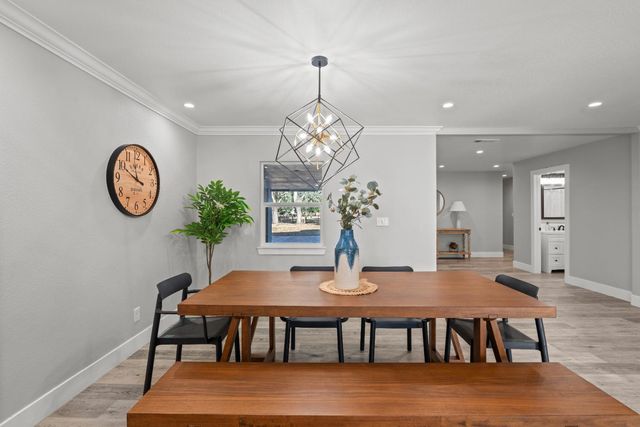 7360 Gardner Ave, Sacramento, CA 95828