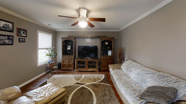 3881 White Cliff Way, Whitestown, IN 46075