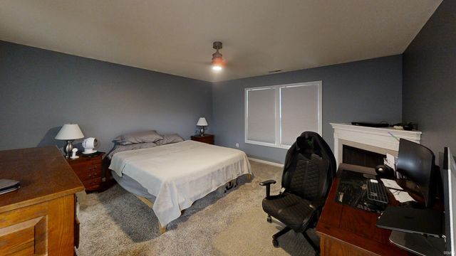 3881 White Cliff Way, Whitestown, IN 46075