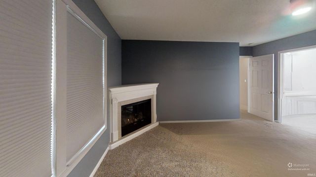 3881 White Cliff Way, Whitestown, IN 46075