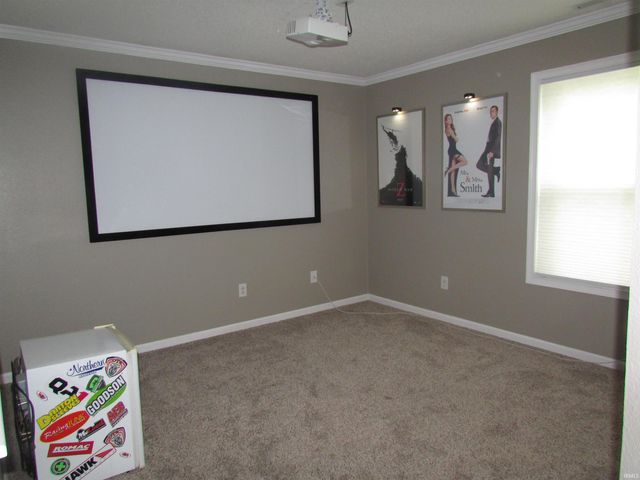3881 White Cliff Way, Whitestown, IN 46075