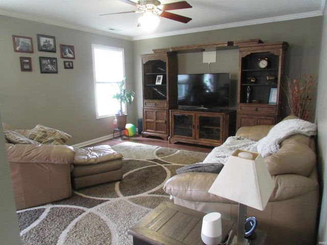 3881 White Cliff Way, Whitestown, IN 46075