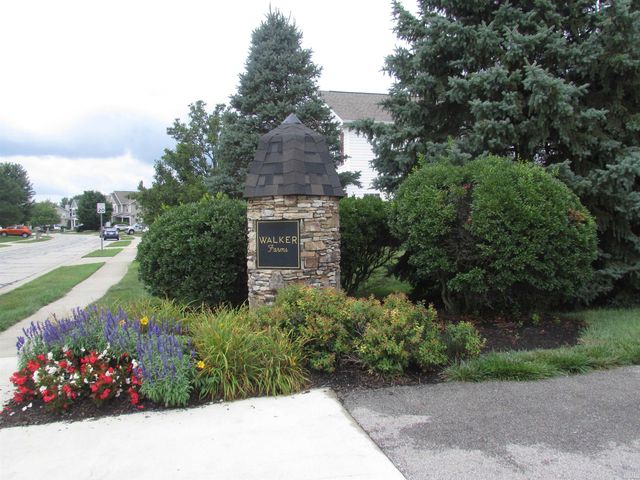 3881 White Cliff Way, Whitestown, IN 46075