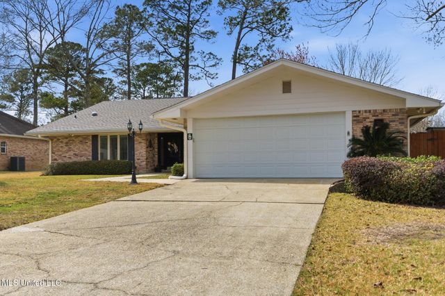 7922 Lanai Place, Diamondhead, MS 39525
