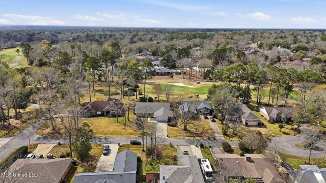 7922 Lanai Place, Diamondhead, MS 39525