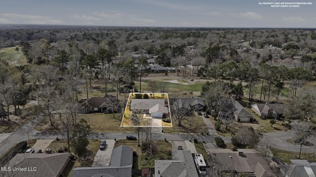 7922 Lanai Place, Diamondhead, MS 39525