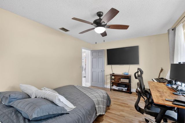 9501 Majestic Way, Boynton Beach, FL 33437