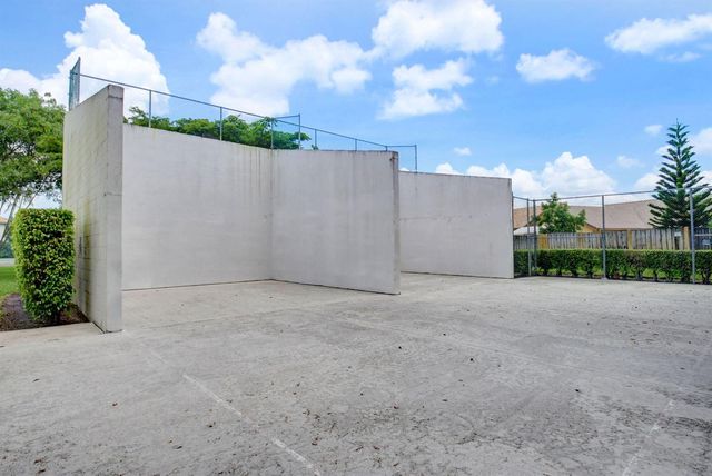 9501 Majestic Way, Boynton Beach, FL 33437