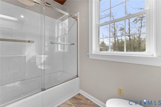 483 Mechams Cove Rd, Middlesex, VA 23169