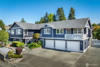1022 S 225th Lane, Des Moines, WA 98198