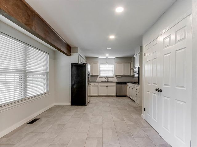 3120 NW 61st Place, Oklahoma City, OK 73112